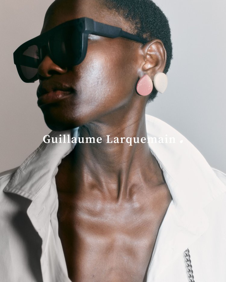 Guillaume-Larquemain-SEED-earings-pink-white-Model Feuza DIOUF