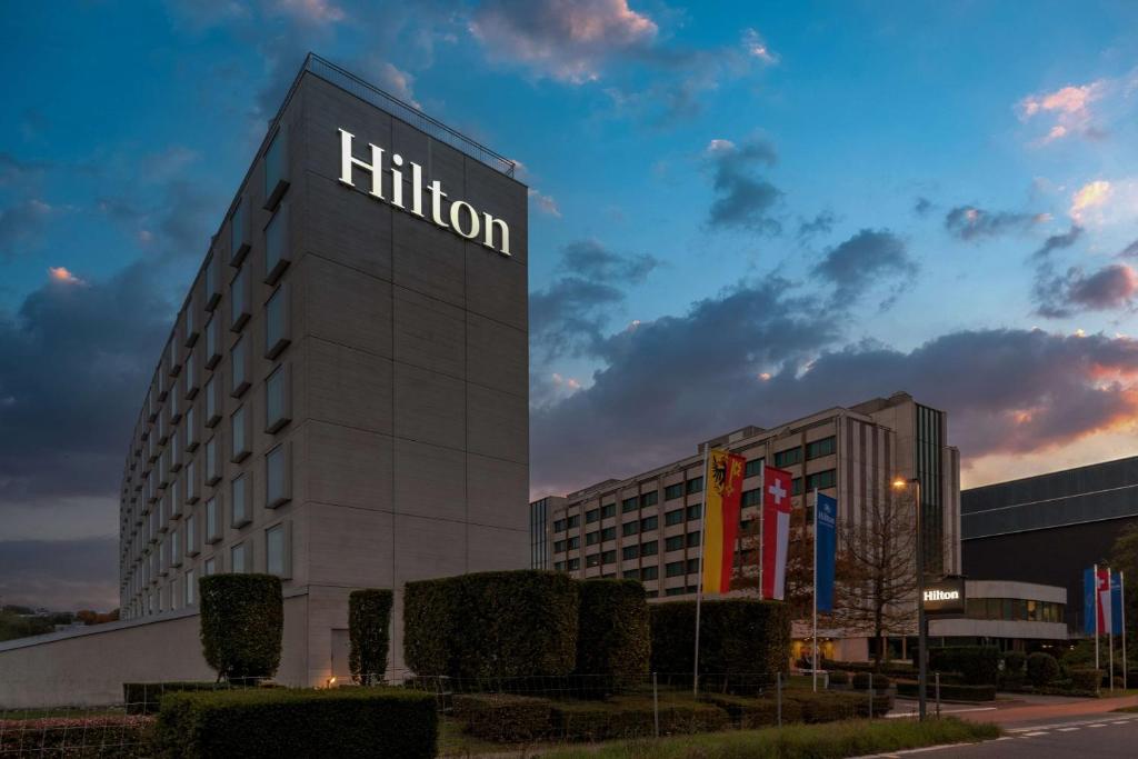 HILTON GENEVA HOTEL & CONFERENCE CENTRE