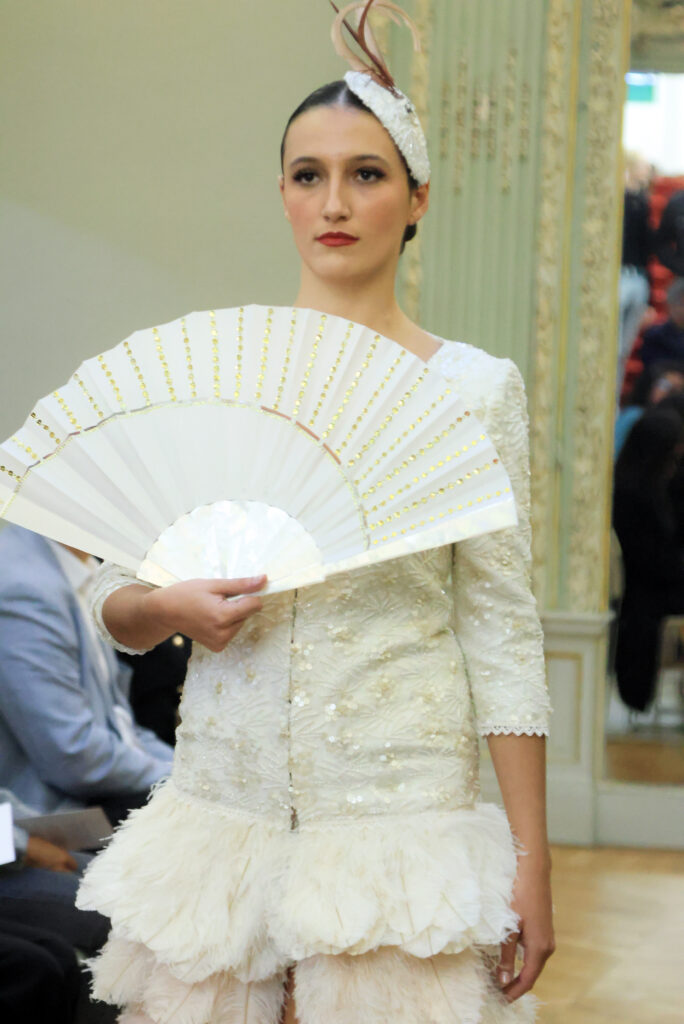 Manu-Sánchez-spectacular-fashion-show,-celebrated-his-25th-anniversary-PFW-SS24